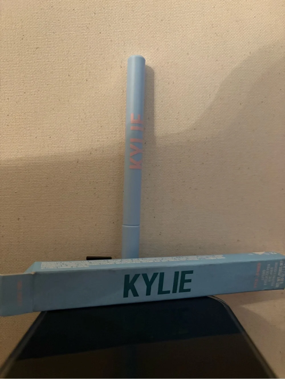 Kylie Cosmetics eyeliner
